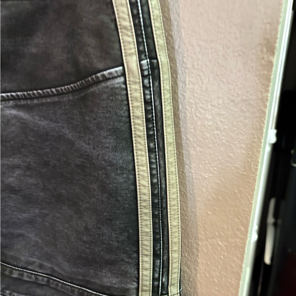 SO Black Mini Skirt with Zipper Accents - Picture 6 of 6
